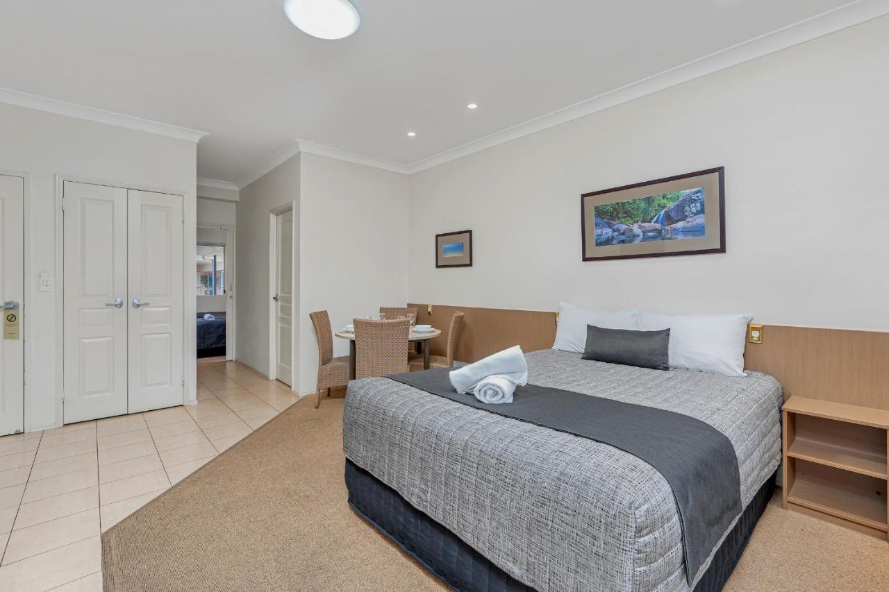 Midlander Motor Inn Hotel 4*