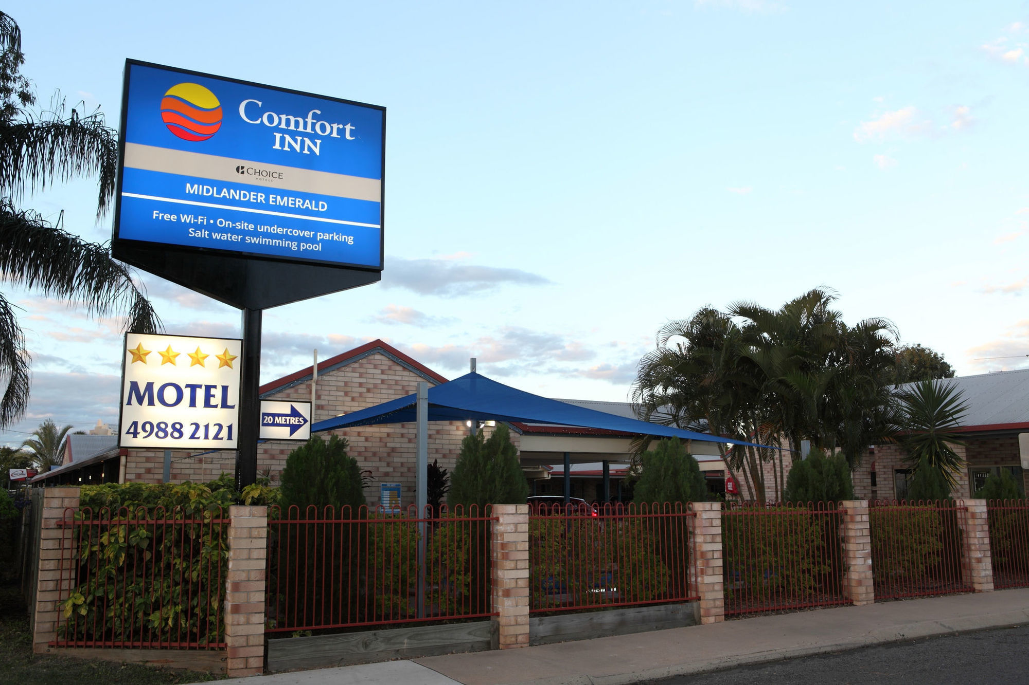 Midlander Motor Inn Hotel 4*