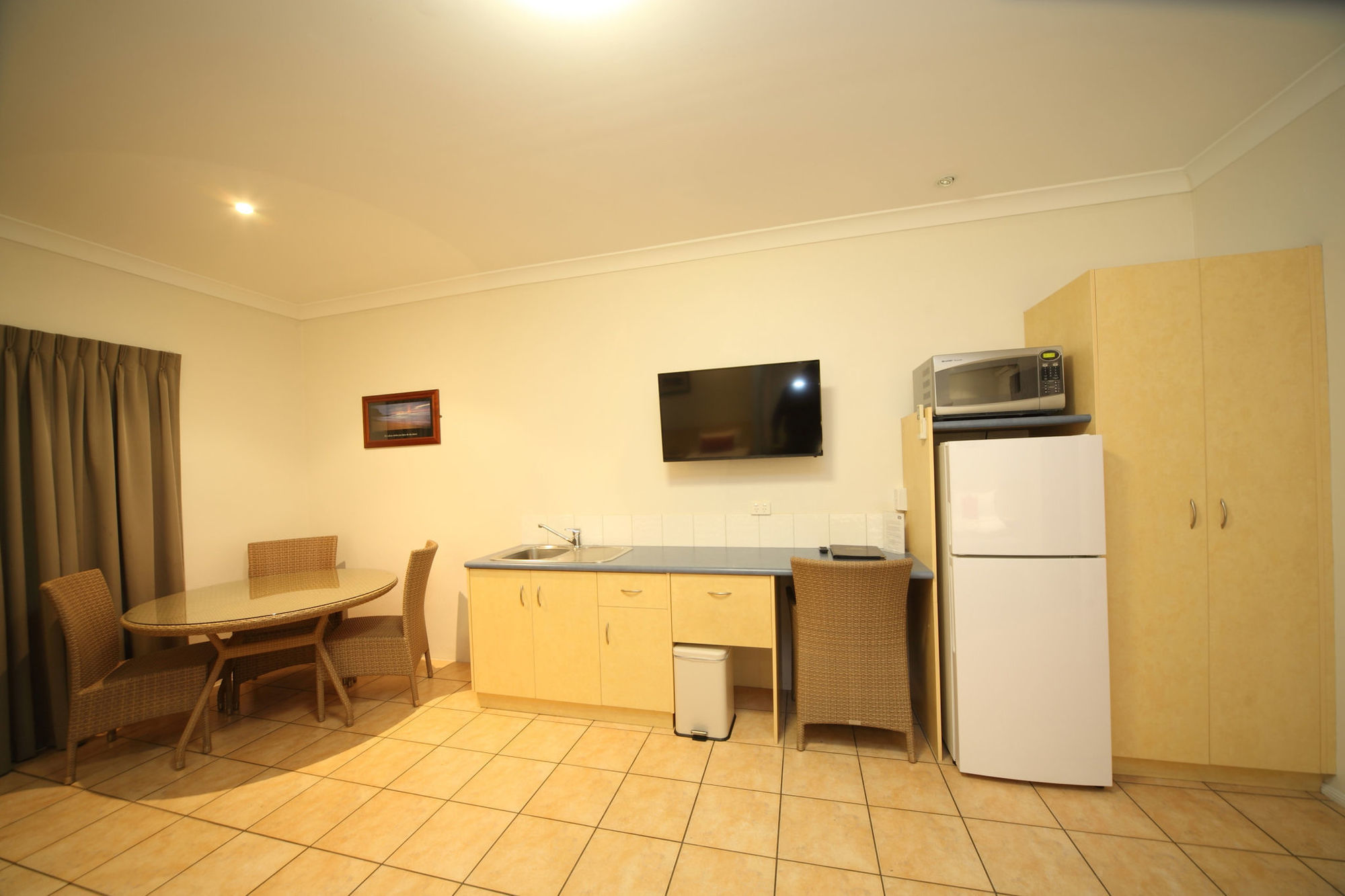 Midlander Motor Inn 4*